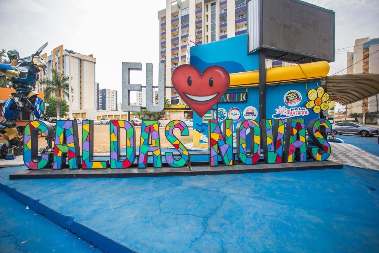 Diroma Fiori Apartment Caldas Novas Ngoại thất bức ảnh
